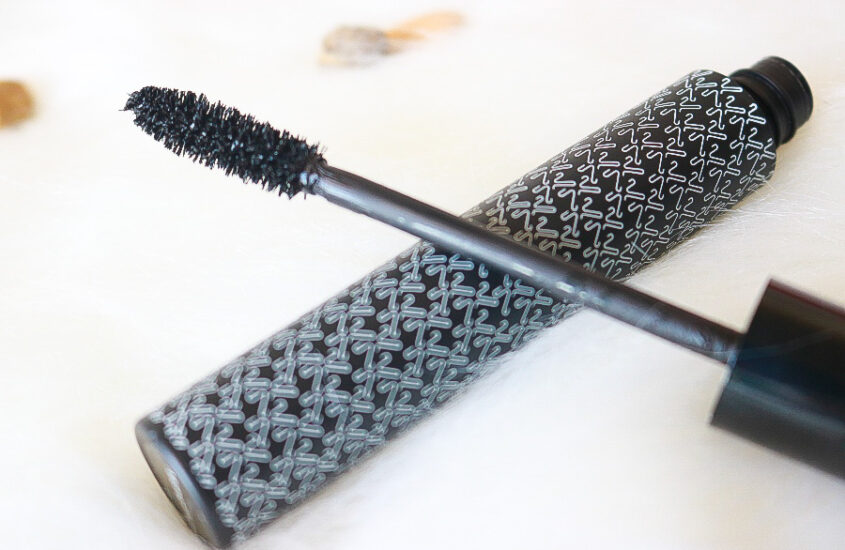 Kay Beauty Ultra Black Volume and Length Mascara in Shade Midnight- Review and Swatches